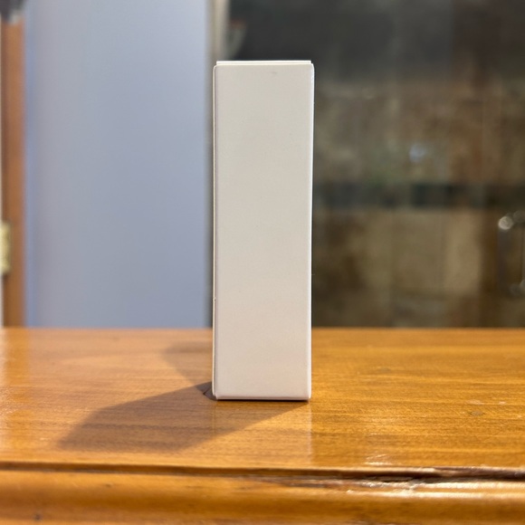 PH Lip Plumping Gloss - Picture 2 of 6